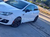 Usado Seat Ibiza SC FR 143 CV (105 kW) 2010 Blanco Utilitario