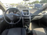 Usado Peugeot 207 Premium 90 CV (66 kW) 2007 Negro Berlina