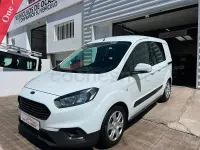 Usado Ford Tourneo Courier Ambiente 100 CV (73 kW) 2019 Blanco Monovolumen