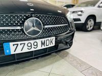 Usado Mercedes C220 200 CV (147 kW) 2023 Negro Berlina