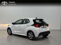 Usado Toyota Yaris Hybrid Active 116 CV (85 kW) 2025 Monovolumen