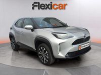 Usado Toyota Yaris Hybrid Active 116 CV (85 kW) 2024 Gris