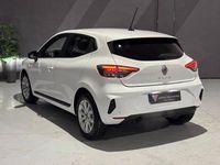 Uusi Renault Clio V 90 HP (66 kW) 2026 Valkoinen Sedan