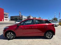Usado Hyundai i20 GO! 84 CV (61 kW) 2018 Granate Berlina