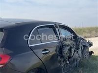 Usado Mercedes A180 109 HP (80 kW) 2018 Preto Sedan