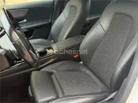 Usado Mercedes CLA180 122 CV (89 kW) 2019 Blanco Berlina