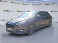 Usado Ford Focus ST-Line 125 CV (91 kW) 2017 Gris / plata Berlina