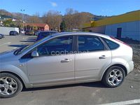 Usado Ford Focus Titanium 115 CV (84 kW) 2008 Gris / plata Berlina