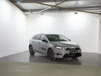 Usado Kia Ceed Style 120 CV (88 kW) 2023 Gris Utilitario