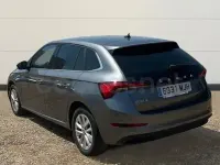 Usado Skoda 110 R Ambition 110 CV (80 kW) 2023 Blanco Berlina