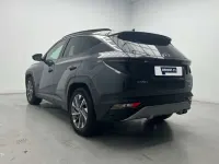 Usado Hyundai Tucson 136 CV (100 kW) 2021 Gris oscuro SUV