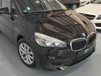 Usado BMW 218 150 CV (110 kW) 2018 Negro Familiar