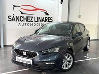 Usado Seat Leon Style 115 CV (84 kW) 2020 Gris / plata Berlina