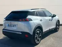 Usado Peugeot 2008 Allure 101 CV (74 kW) 2023 Blanco SUV