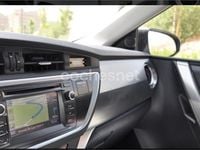 Usado Toyota Auris Active 90 CV (66 kW) 2013 Azul Berlina