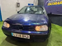 Usado VW Golf IV 110 CV (80 kW) 2001 Azul Berlina