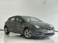 Usado Opel Astra Design & Tech 110 CV (80 kW) 2021 Plateado Utilitario