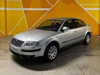 Usado VW Passat Trendline 102 CV (75 kW) 2005 Gris / plata Familiar