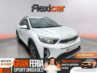 Usado Kia Stonic 100 CV (73 kW) 2021 Blanco SUV