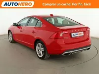 Usado Volvo S60 Momentum 150 CV (110 kW) 2016 Rojo Berlina