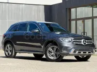 Usado Mercedes GLC300e 320 CV (235 kW) 2020 Gris / plata SUV