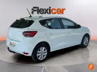 Usado Dacia Sandero Expression 91 CV (66 kW) 2023 Blanco Berlina