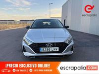Usado Hyundai i20 99 CV (72 kW) 2021 Gris Utilitario