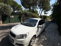 Usado Chevrolet Aveo LS 84 CV (61 kW) 2010 Blanco Berlina