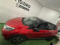Usado Renault Captur Intens 90 CV (66 kW) 2018 Granate SUV