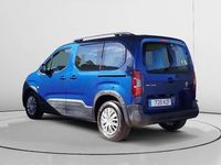 Usado Peugeot Rifter Active 131 CV (96 kW) 2019 Azul Monovolumen