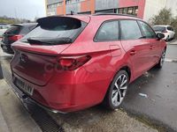 Usado Seat Leon FR 150 CV (110 kW) 2021 Granate Familiar
