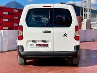 Usado Citroën Berlingo Feel 102 CV (75 kW) 2020 Blanco Monovolumen