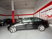 Usado Mercedes C220 Elegance 170 CV (125 kW) 2011 Negro Berlina