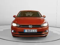 Usado VW Polo Advance 95 CV (69 kW) 2020 Naranja Berlina
