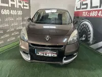 Usado Renault Scénic III Dynamique 110 CV (80 kW) 2013 Marrón Monovolumen