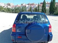 Usado Toyota RAV4 129 CV (94 kW) 2000 Azul Familiar