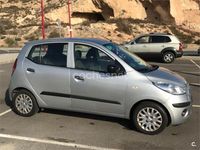 Usado Hyundai i10 Comfort 85 CV (62 kW) 2011 Gris / plata Utilitario