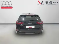 Usado Kia Ceed 136 CV (100 kW) 2024 Negro Utilitario