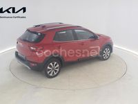 Usado Kia Stonic 100 CV (73 kW) 2024 Granate SUV