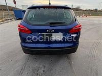 Usado Ford Focus Business Edition 120 CV (88 kW) 2017 Azul Familiar