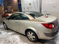 Usado Renault Mégane Cabriolet Dynamique 115 CV (84 kW) 2005 Beige Descapotable