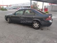 Usado Ford Mondeo Futura 130 CV (95 kW) 2007 Azul Berlina