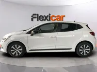 Käytetty Renault Clio V Equilibre 100 HP (73 kW) 2022 Valkoinen Sedan