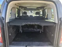 Usado Peugeot Rifter Active 100 CV (73 kW) 2018 Gris / plata Monovolumen