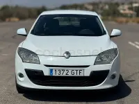 Usado Renault Mégane III Authentique 85 CV (62 kW) 2010 Blanco Berlina