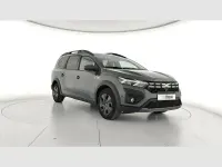 Usado Dacia Jogger Expression 100 CV (73 kW) 2025 Verde Monovolumen