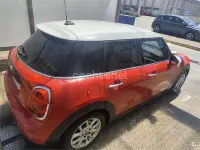 Usado Mini Cooper 136 CV (100 kW) 2018 Rojo Utilitario