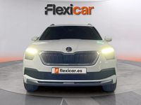 Usado Skoda Kamiq Ambition 110 CV (80 kW) 2021 Blanco SUV