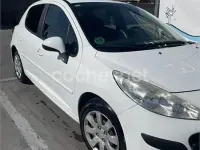 Usado Peugeot 207 95 CV (69 kW) 2009 Blanco Berlina