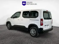 Usado Peugeot Rifter Active 100 CV (73 kW) 2022 Blanco Monovolumen